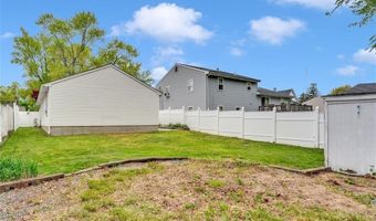 120 Hobson Ave, East Providence, RI 02914