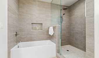 1729 Keeaumoku St B, Honolulu, HI 96822