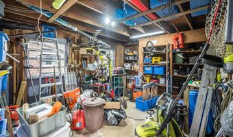 1511 RIVEREDGE Ct, Astor, FL 32102