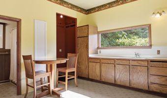 1829 IRVING Ave, Astoria, OR 97103