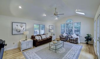 1 CRAIG Rd, Annandale, NJ 08801