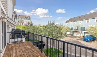 15592 Eagles Nest Way, Apple Valley, MN 55124