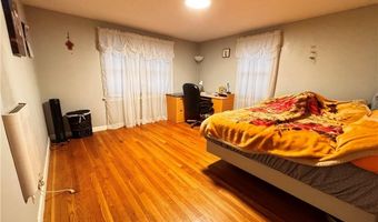 91 Ridgeway Rd, Cranston, RI 02920