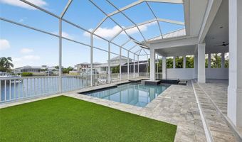 5718 TYBEE ISLAND Dr, Apollo Beach, FL 33572