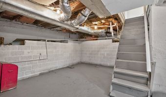21133 Rich Valley Rd, Abingdon, VA 24210