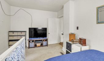 215 N York St, Albion, IN 46701