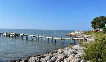 620 Seashore Dr, Atlantic, NC 28511