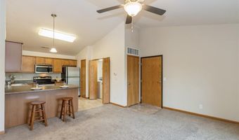 1080 Rachael St 304, North Liberty, IA 52317