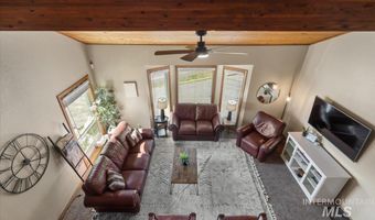 502 Lake Cascade Pkwy 6, Cascade, ID 83611