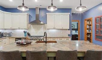 9180 Lee Harris Rd, Bentonville, AR 72713