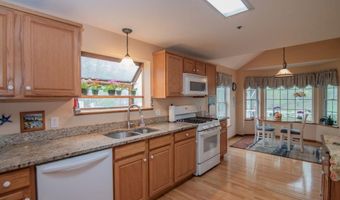 10 Centerview Rd, Atkinson, NH 03811