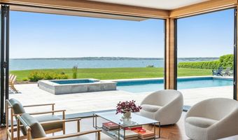 511 Ocean Ave, Newport, RI 02840