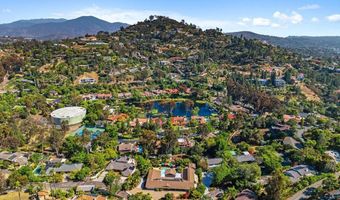 9865 Edgelake Dr, La Mesa, CA 91941