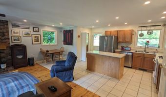 72 Tabor Cir, Albany, NH 03818