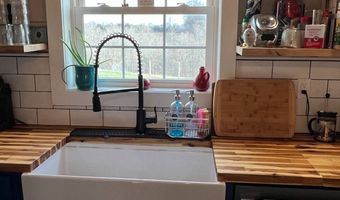 1383 HogBack Rd, Albany, KY 42602