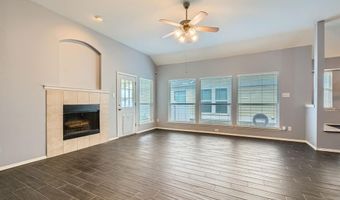321 Creekview Dr, Anna, TX 75409