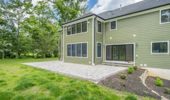 2 Buckingham Rd, Bayonne, NJ 07035
