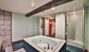 831 W Gebhard Ln, Alden, NY 14004