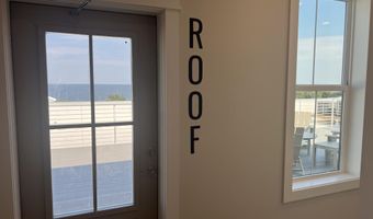 124 Court St 303, Bay St. Louis, MS 39520