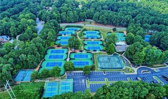 1605 Spinnaker Dr, Alpharetta, GA 30005
