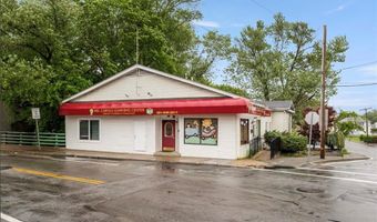 1326 Plainfield St, Cranston, RI 02920