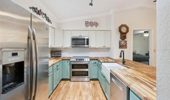 324 HICKORY Ct, Apopka, FL 32712