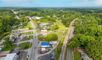 705 Anderson St, Belton, SC 29627