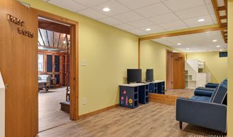 3415 N Applecrest Ct SE, Ada, MI 49301