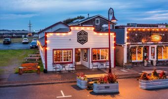 365 2nd St, Bandon, OR 97411