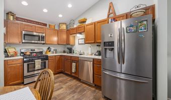 1911 Greyson Dr, Auburn, IN 46706