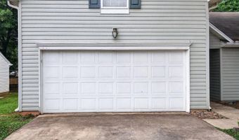 626 Thornbird Cir, Boiling Springs, SC 29316