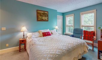 5696 Steubenville Rd SE, Amsterdam, OH 43903