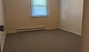 35 Gadoury Ave 18, Coventry, RI 02816