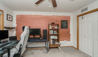 5221 Village Run Ave 1503, Des Moines, IA 50317