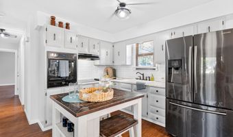 105 E Main St, Anna, OH 45302