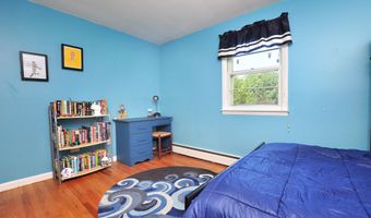 317 Perkins St, Bristol, CT 06010