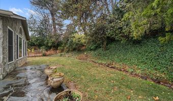 9306 PARKHILL Ter, Bethesda, MD 20814