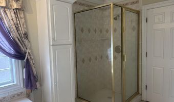 6207 WOODFORD Rd, Anniston, AL 36201