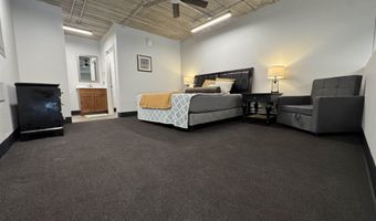 824 W 8th St, Appleton, WI 54914