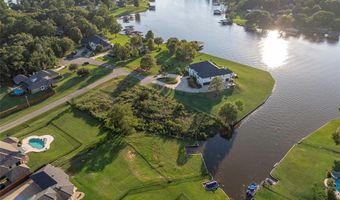 1104 Long Key Cir, Benton, LA 71006