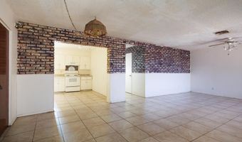 725 E MANOR Dr, Casa Grande, AZ 85122