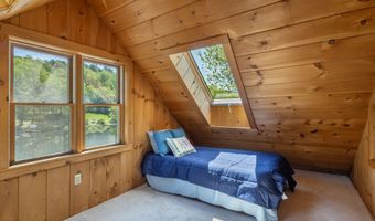 30 Riverside Dr, Ashland, NH 03217