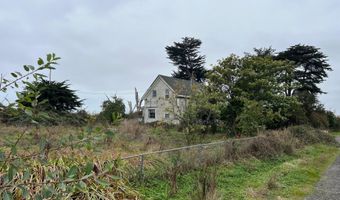 1127 Moxon Ln, Arcata, CA 95521