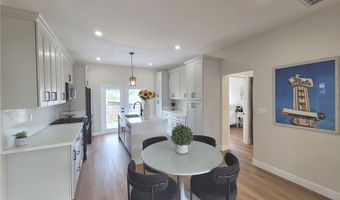 5414 Hillcrest, Los Angeles, CA 90043