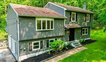 53 Cedar Ridge Dr, Alloway, NJ 07462