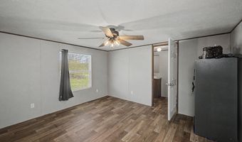 1424 E F Sanford Rd, Baker, FL 32531