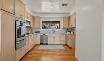 3903 Bluff St, Torrance, CA 90505