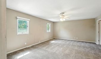 302 NW Sharmin Dr, Ankeny, IA 50023