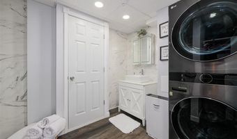 10202 Jubil Dr, Affton, MO 63123