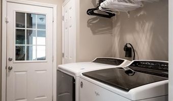 65 Overlook Dr, Hull, GA 30646